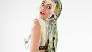 sasha-b-solo-strip-pictures_3.jpg